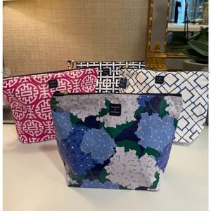 NWT Bourbon & Bamboo Essentials Blue & White Bamboo Pull